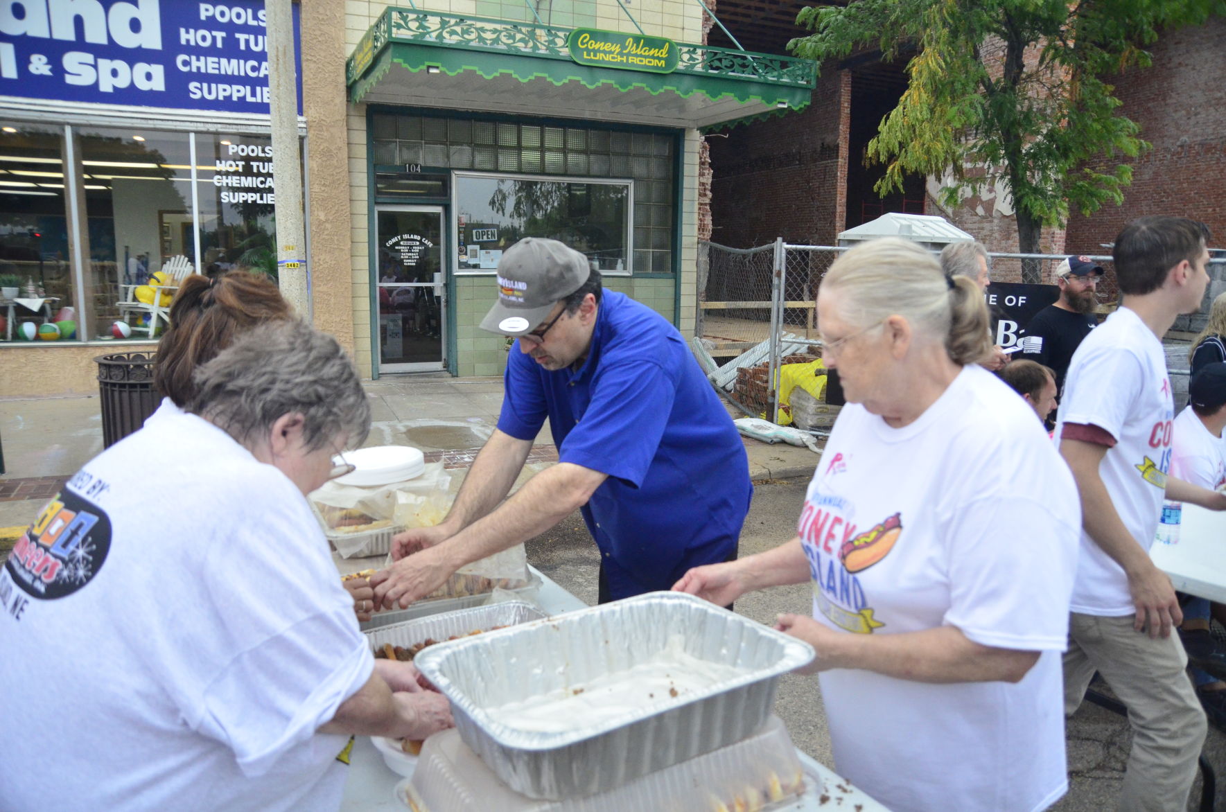6-22-19 Coney Dog Contest (11).JPG